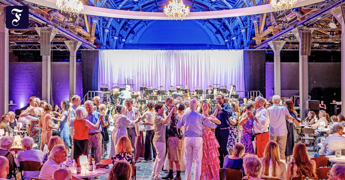 Thomas Guggeis lädt zum Frankfurter Tanzkonzert