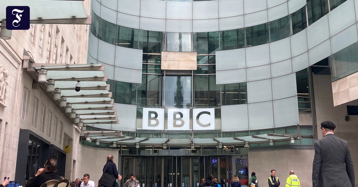BBC-Musikchefin tritt nach Glastonbury-Ausstrahlung zurück