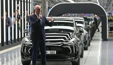 E-Auto-Markt - Brandenburg hält Tesla-Fabrik für widerstandsfähig - Auto & Mobil