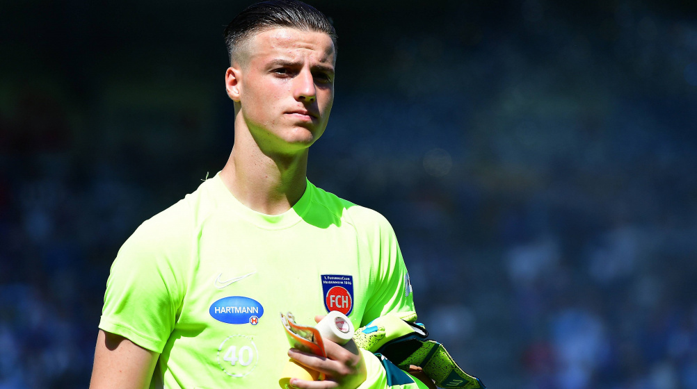 1. FC Heidenheim und BVB sprechen über Leihe von Torwart Ramaj