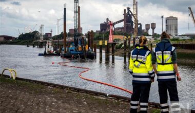 Bergung des gesunkenen Schleppers in Bremen beendet