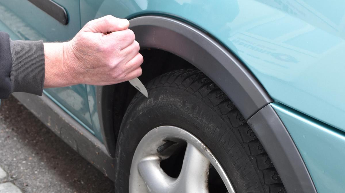 Warum zwei Männer etliche Autos in Augsburg beschädigten