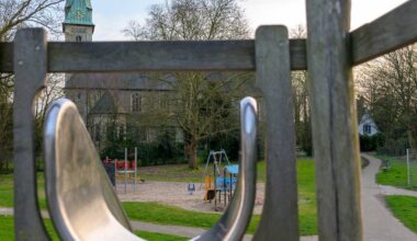 Neueröffnung von Kinderspielplatz in Bochum-Leithe