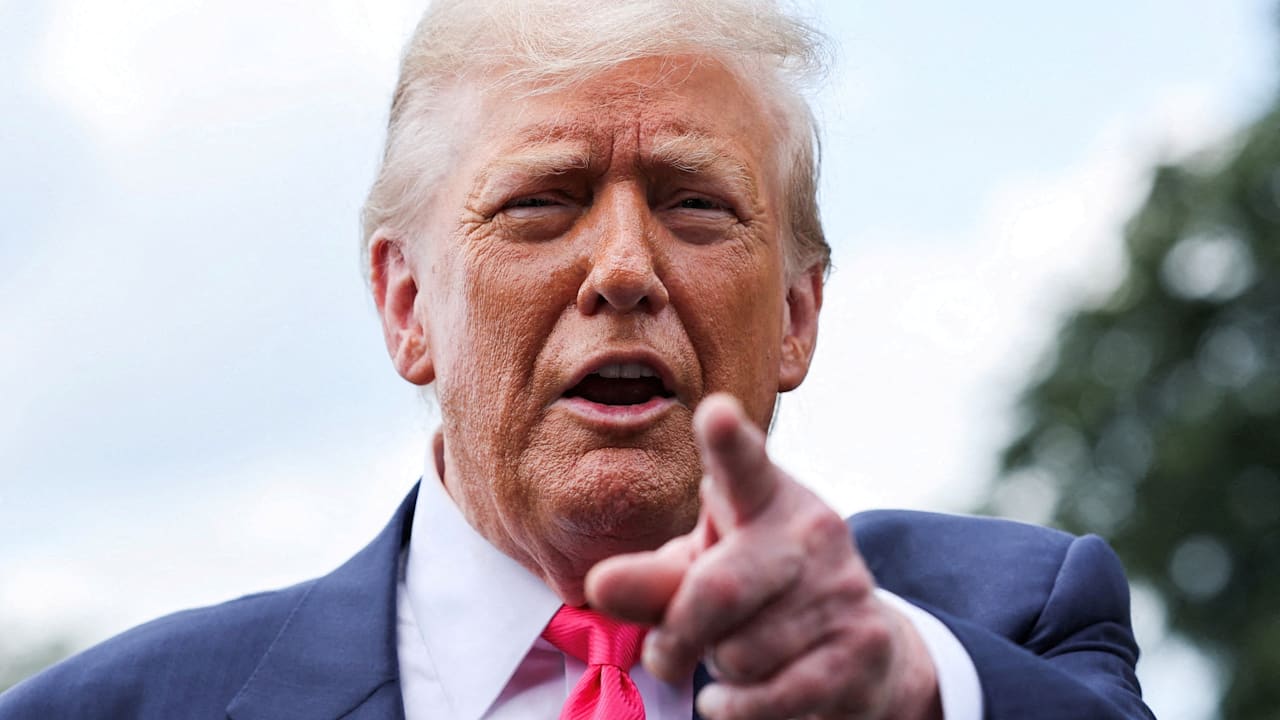 Trump dreht an der Cola-Rezeptur: „Es ist einfach besser!“ | Politik