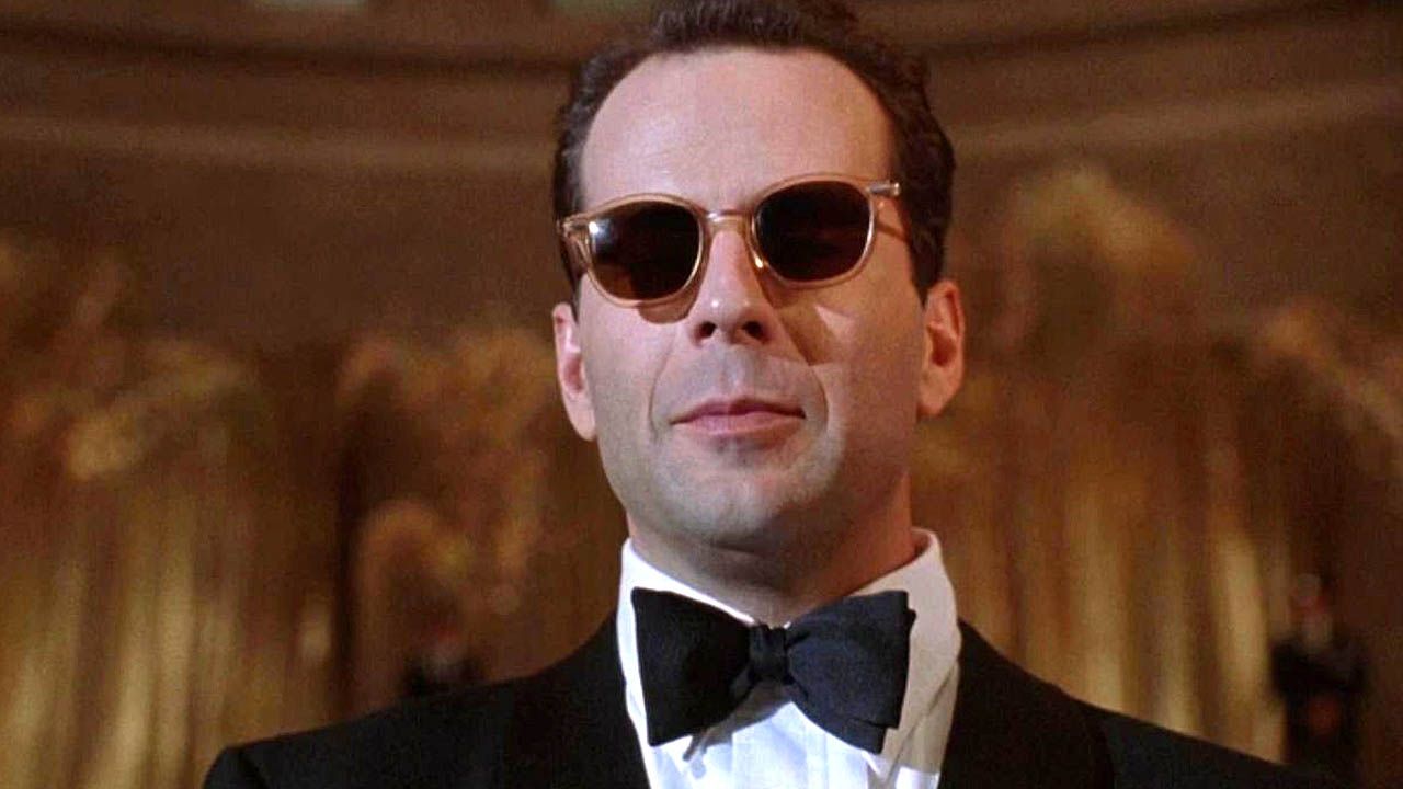 "Der Film war tot, bevor er in die Kinos kam": Diese Bestseller-Verfilmung bereut Bruce Willis bis heute - Kino News