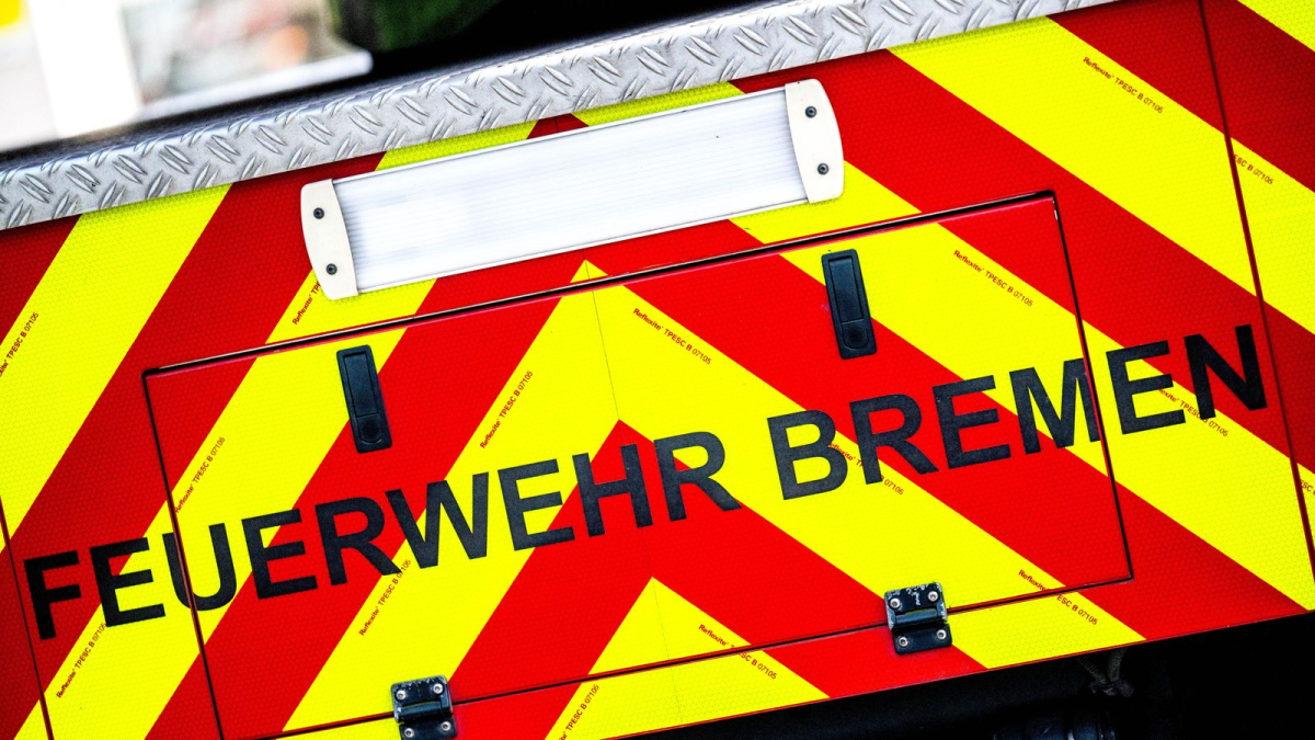 Zwei Verletzte bei Brand in Bremer Reihenhaus