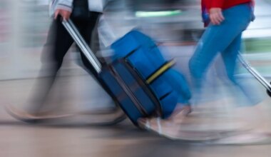 Urlaubszeit - Ferienverkehr in Berlin und Brandenburg läuft an - Wirtschaft