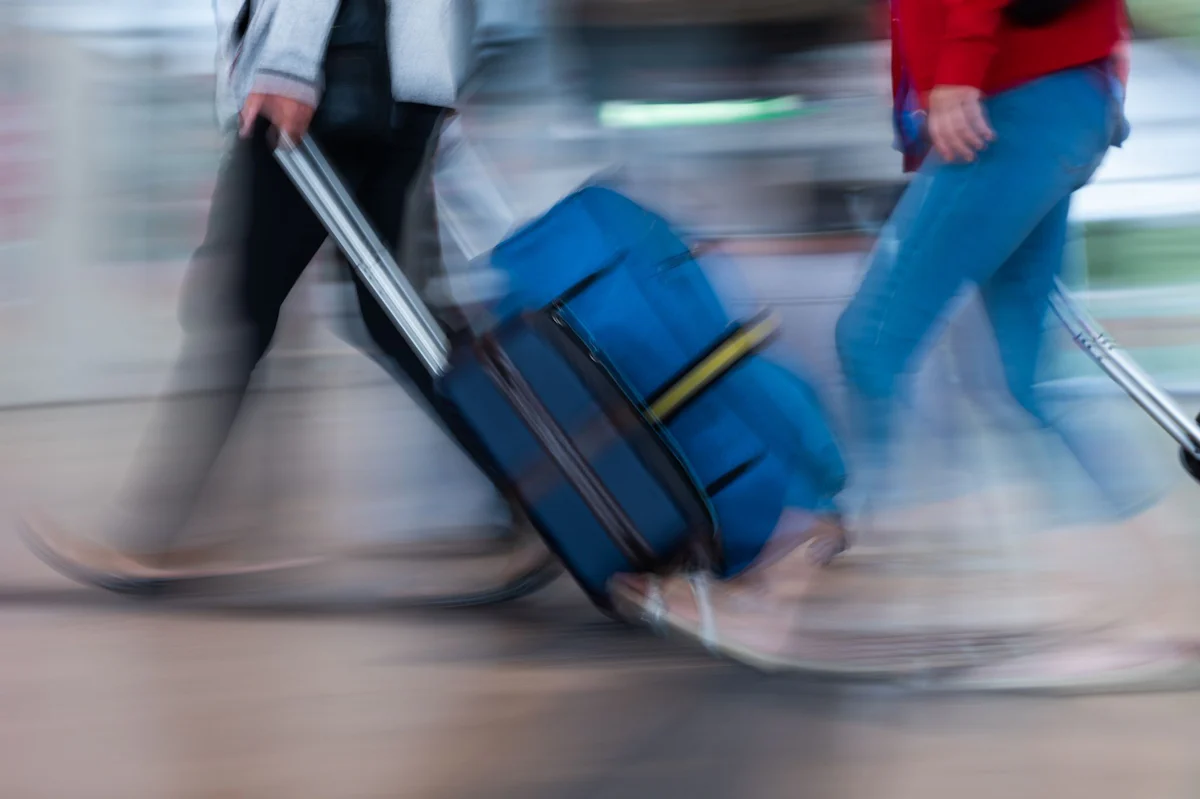 Urlaubszeit - Ferienverkehr in Berlin und Brandenburg läuft an - Wirtschaft