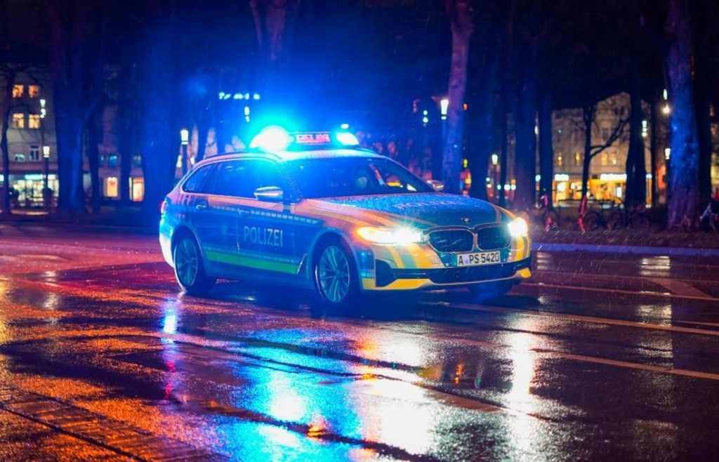Frau (26) von Radfahrer sexuell belästigt – seit Wochen fährt ein Grapscher durch Augsburg