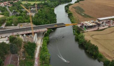 Meilenstein beim A143-Bau: Saalebrücke wird verschoben