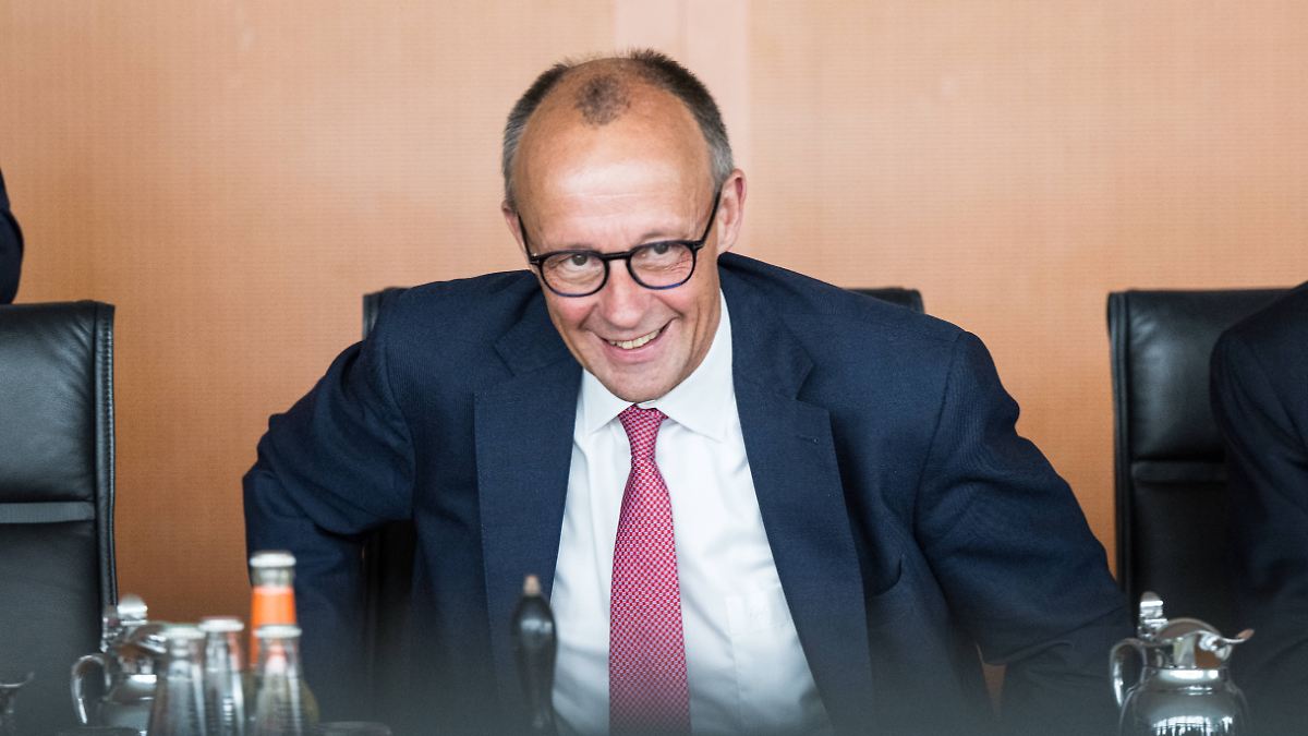"Harte Arbeit zahlt sich aus": Merz freut sich über abgewendeten Handelskonflikt