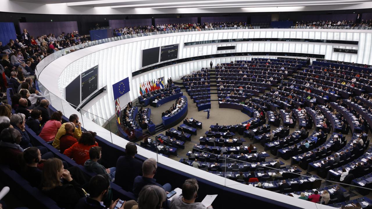 EU-Staatsanwaltschaft ermittelt gegen Rechtsaußen-Parteien | tagesschau.de