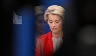 Von der Leyen droht Misstrauensvotum – Rechte werfen EU-Kommission Intransparenz vor