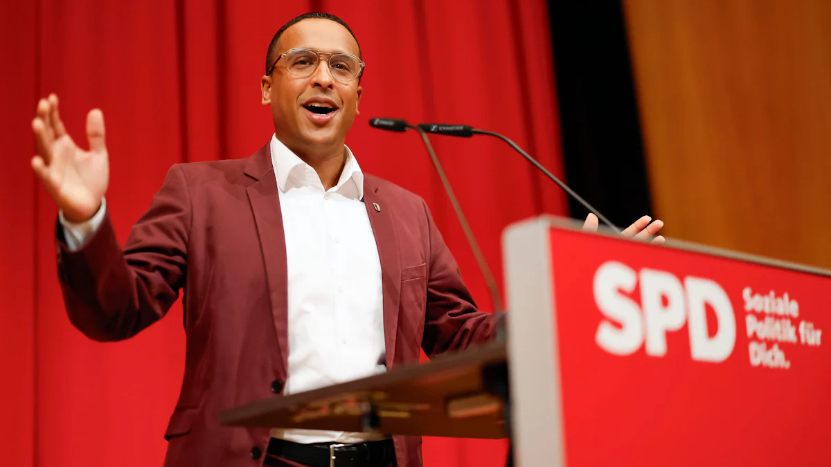 Nürnberg: Wie der Nürnberger Lokalzeitungsverlag den SPD-OB-Kandidaten promotet - Bayern