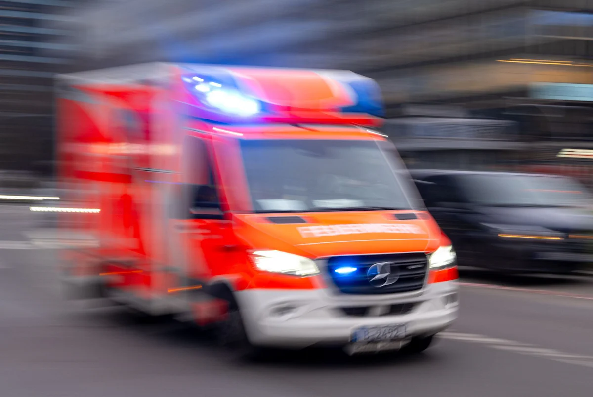 Notfälle - Reizgas an Münchner Schule ausgetreten - Bayern