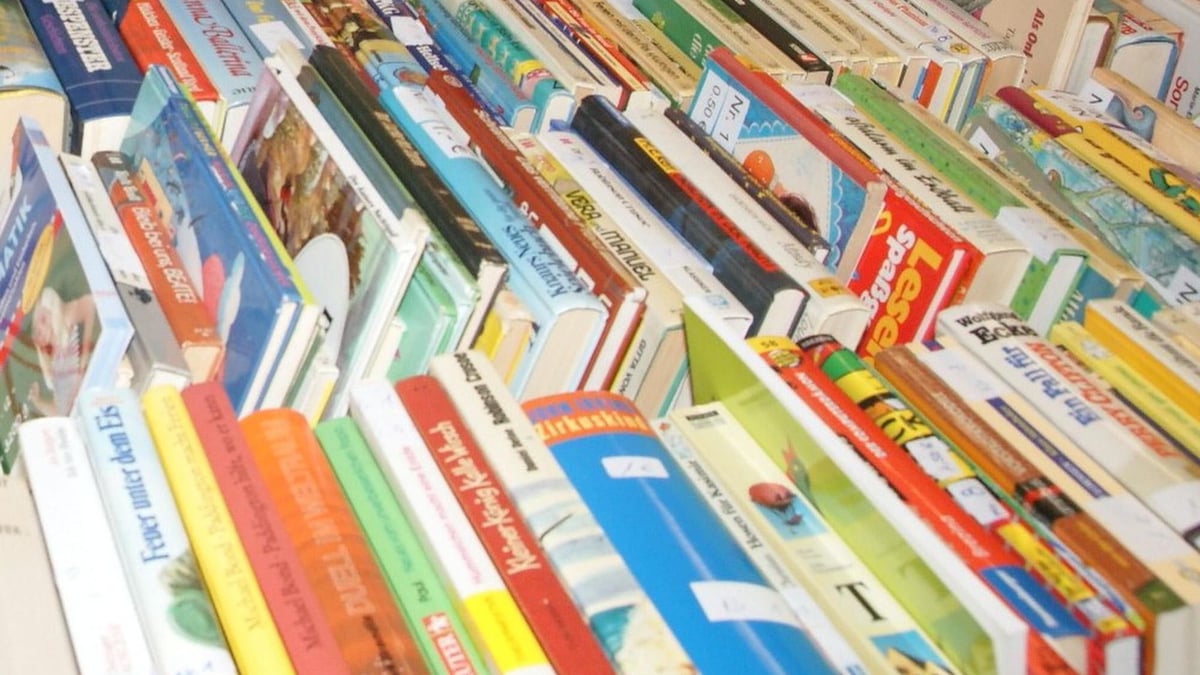 Bücherflohmarkt in Bibliothek Pasewalk