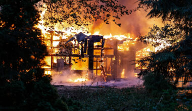 Brand in Märchenpark in Solingen: Feuer zerstört historische Anlage | Regional