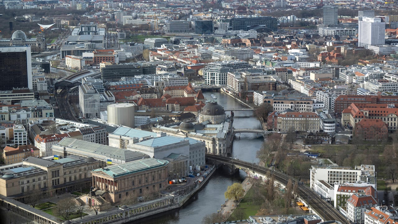 Experten: Berlin knackt die 4-Millionen-Grenze schneller | Regional