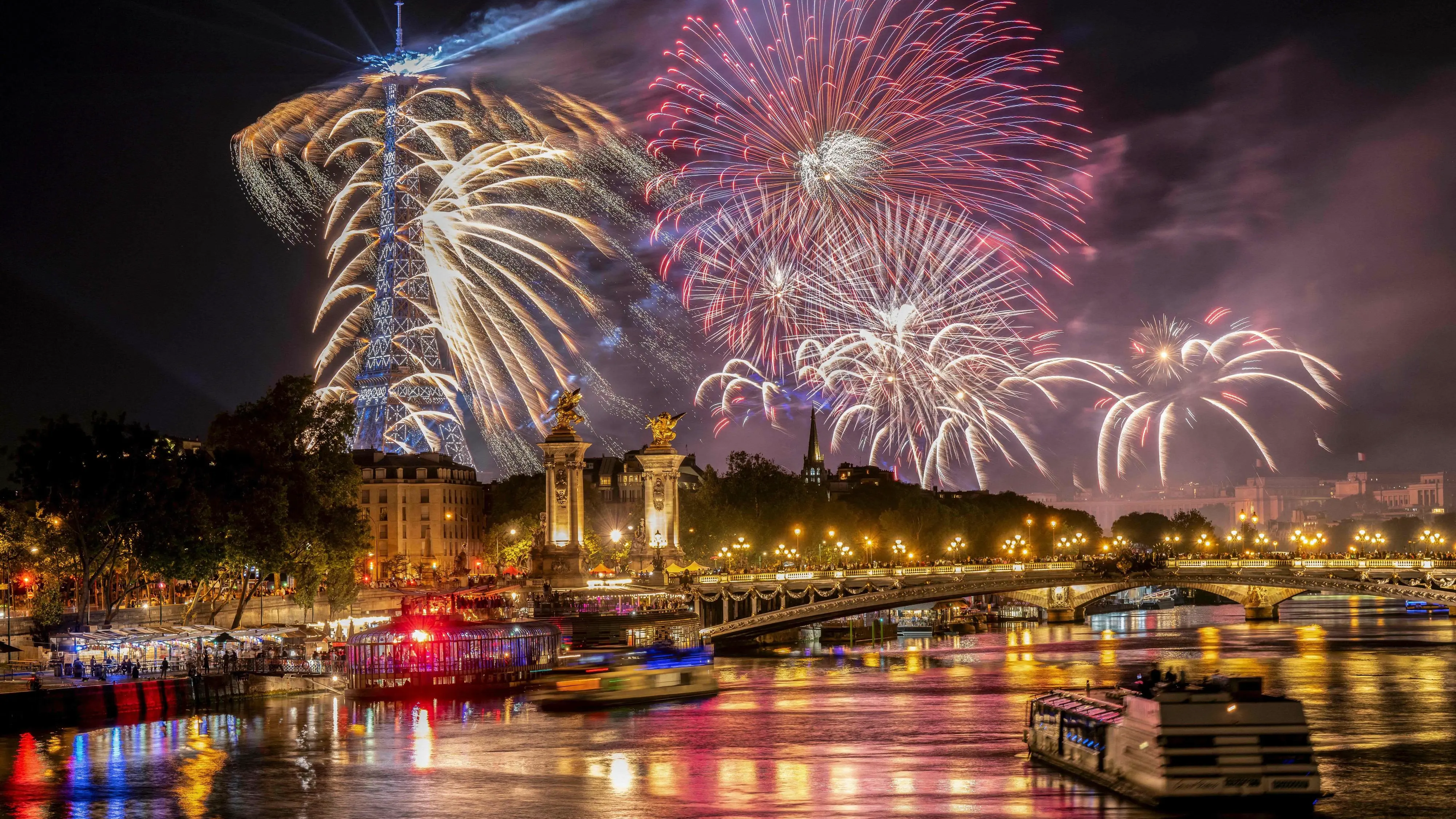 In Frankreich wird im Juli der Nationalfeiertag gefeiert. Wir haben alle Infos dazu in diesem Artikel.
