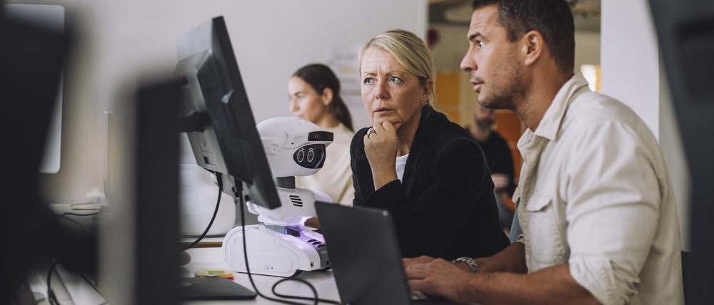 Wenn Innovation und Forschung zusammenkommen, entstehen neue Technologien und Geschäftsmodelle. Erfolg bedarf jedoch einer systematischen Planung und Förderung. 
