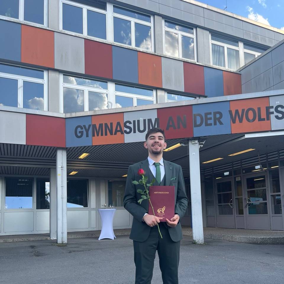 Feras aus Essen macht Superabitur