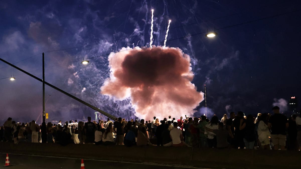 Düsseldorf: Explosion durch Feuerwerkskörper auf Rheinkirmes – Drei Kinder unter den Verletzten
