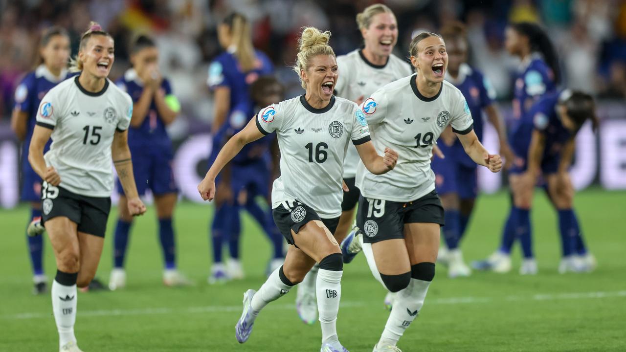 Stärke aus dem Frankreich-Spiel ziehen: DFB-Frauen "auf dem Weg in die Köpfe der Spanierinnen"