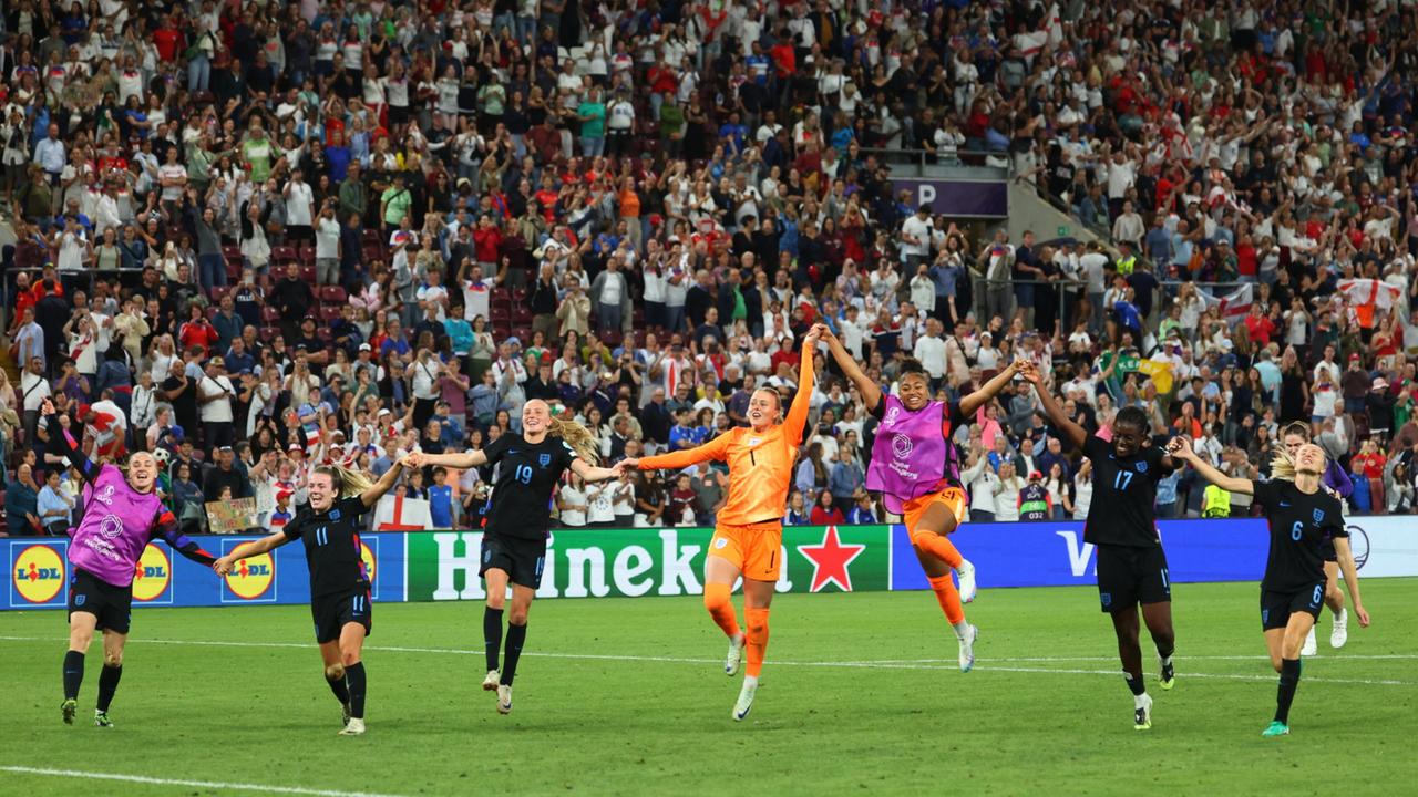 England zieht ins Finale der Fußball-EM ein