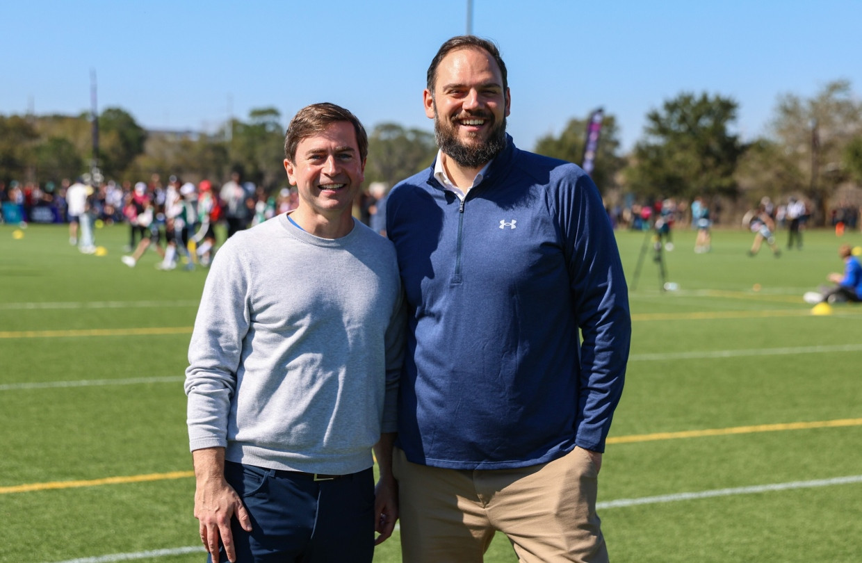 Gemeinsam für eine Zukunft auf olympischer Bühne: IFAF-Präsident Pierre Trochet (rechts) und NFL-Topmanager Peter O’Reilly