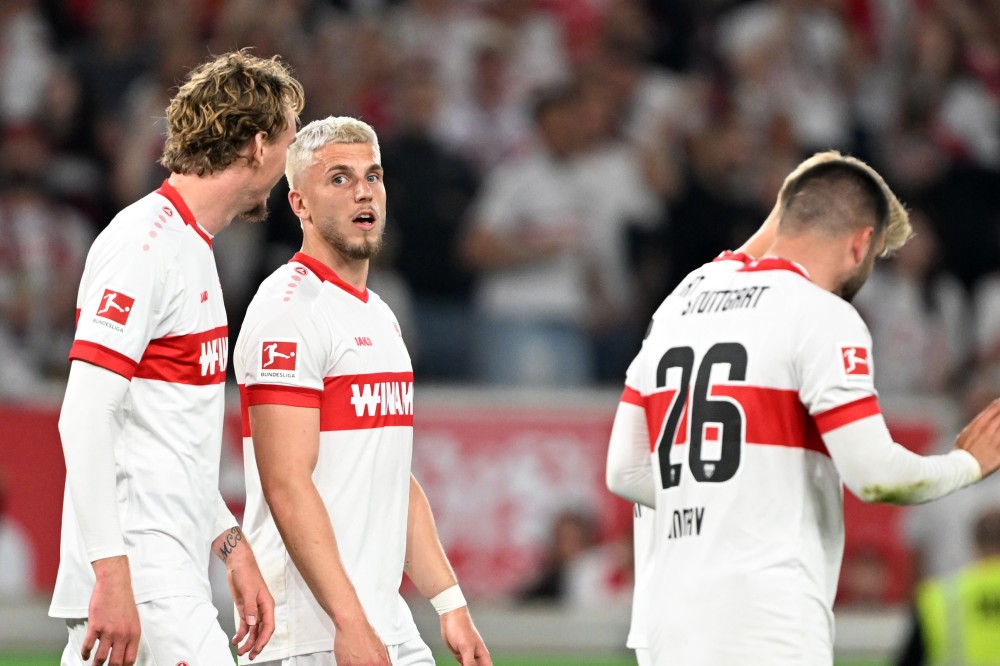 Ermedin Demirovic (Mitte) weckt Interesse im Ausland.