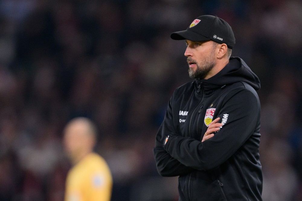 VfB Stuttgart und Trainer Sebastian Hoeneß strecken ihre Fühler in Frankreich aus