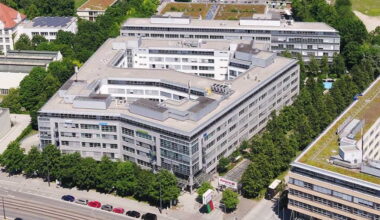 In der Münchner Grillparzerstraße gab es schon lange Biotech-Labore, gleich nebenan sitzt auch das bayerische Gesundheitsministerium. Nun zieht auch das erste Münchner BioLabs hier ein.
