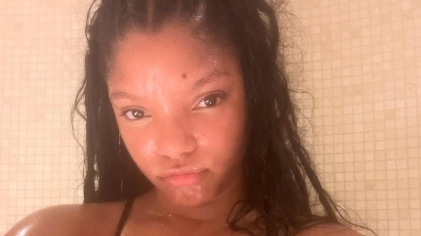 Halle Bailey teilt Schnappschuss aus der Sauna, Juli 2025