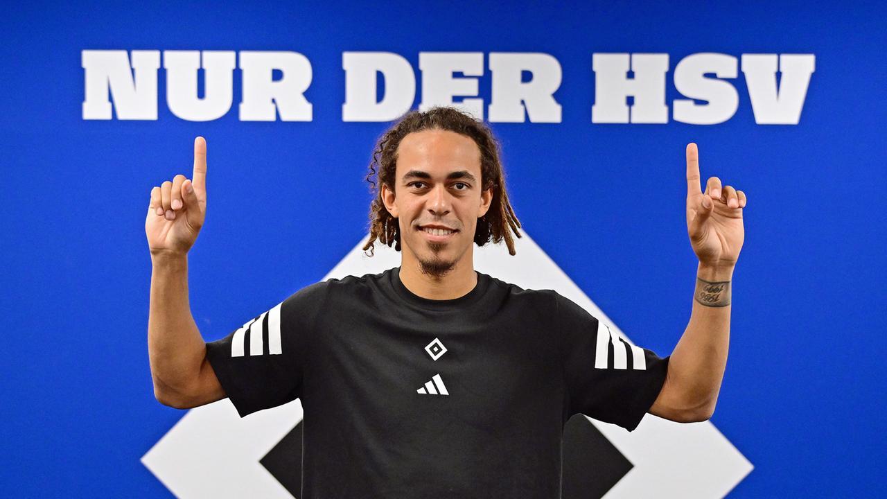 Fußball-Bundesliga: HSV: Wechsel perfekt - Stürmer Poulsen kommt von RB Leipzig