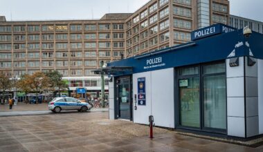 Ex-Polizist zu Bewährungsstrafe verurteilt – frühere Kollegen freigesprochen