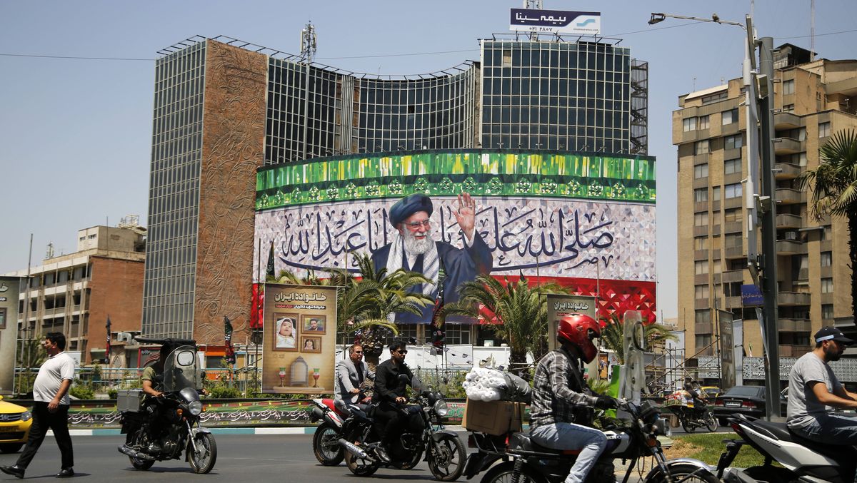 Khamenei-Wandbild in der iranischen Hauptstadt Teheran