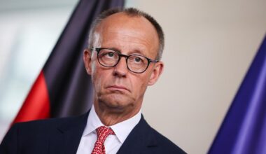 Bundeskanzler Merz empfängt NATO Generalsekretär Rutte in Berlin.