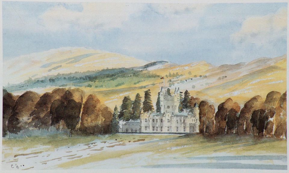 In den schottischen Highlands malt König Charles besonders gern. Hier versuchte er sich 1991 an Balmoral Castle – mit mäßigem Erfolg 