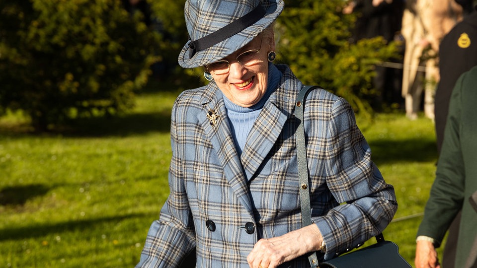 Königin Margrethe von Dänemark: Sommer-Grüße vom Schwestern-Trio