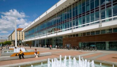 Leichte Sprache: Die Städtischen Bibliotheken Dresden haben einen Preis bekommen