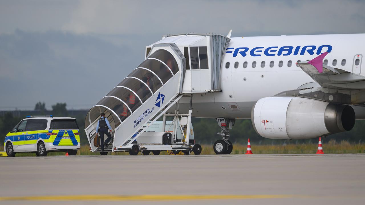 Nächster Abschiebeflug gestartet - dieses Mal mit Ziel Irak