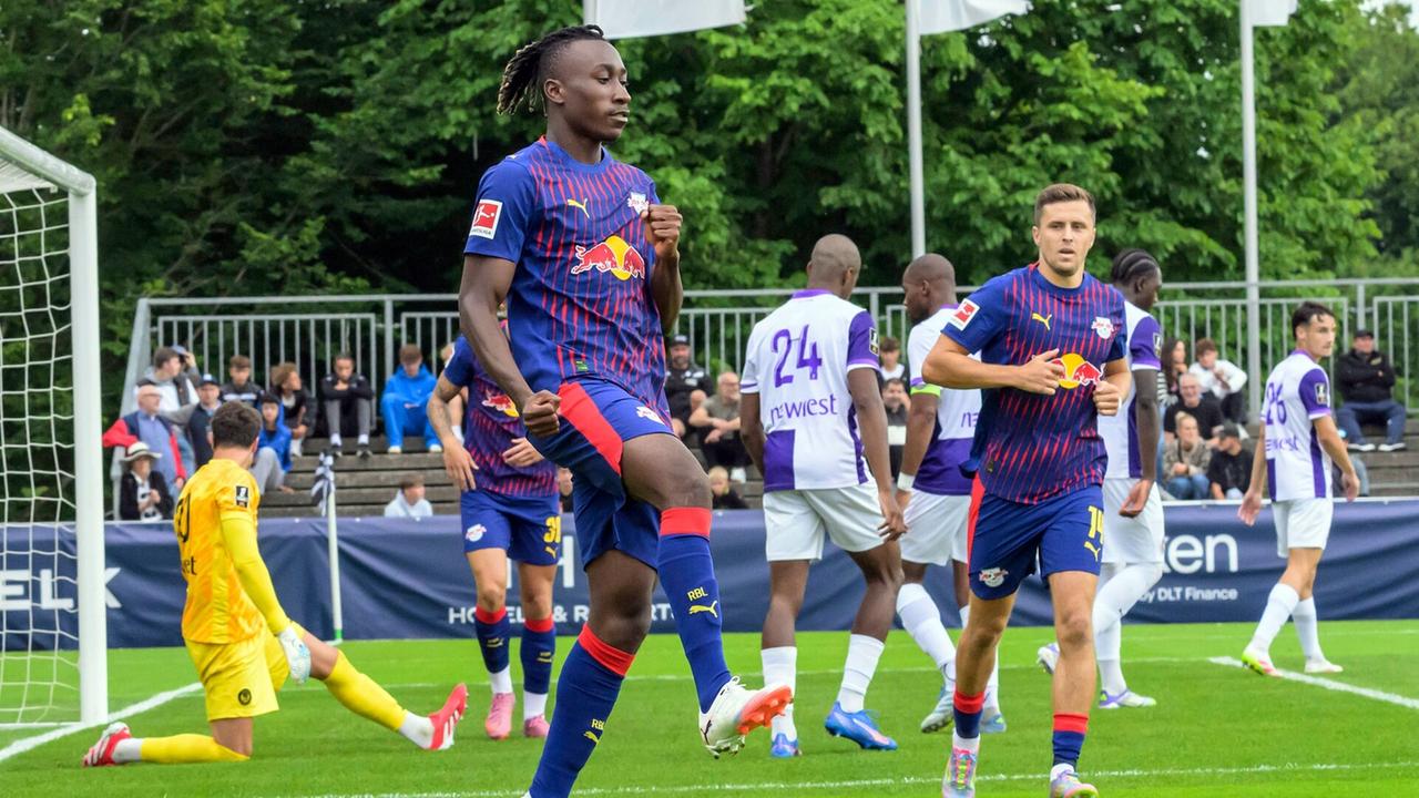 Fußball | Testspiel: RB Leipzig fegt französischen Erstligisten mit 7:0 weg