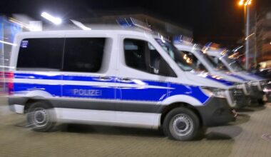 Opfer verliert Bein bei Blaulichtunfall: Polizist wehrt sich gegen Strafbefehl