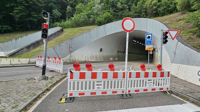 Stuttgart-Süd: Tunnel soll ab Samstagmorgen einspurig befahrbar sein