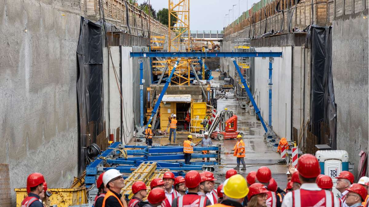 Nahverkehr in der Region Stuttgart: S-Bahn nach Neuhausen kommt später und wird teurer