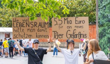 Demonstration in Stuttgart: Tierschützer protestieren gegen die Wilhelma – Stuttgarter Rapper auch dabei