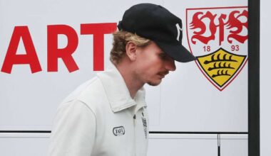 Stürmer des VfB Stuttgart: Nick Woltemade schweigt bei Ankunft und verteilt Autogramme