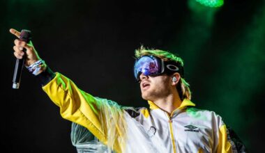 Rapper beim Kesselfestival: „Mauldäschle und Spätzle mit Soß ufd ois“ – Ski Aggu gibt den Schwaben