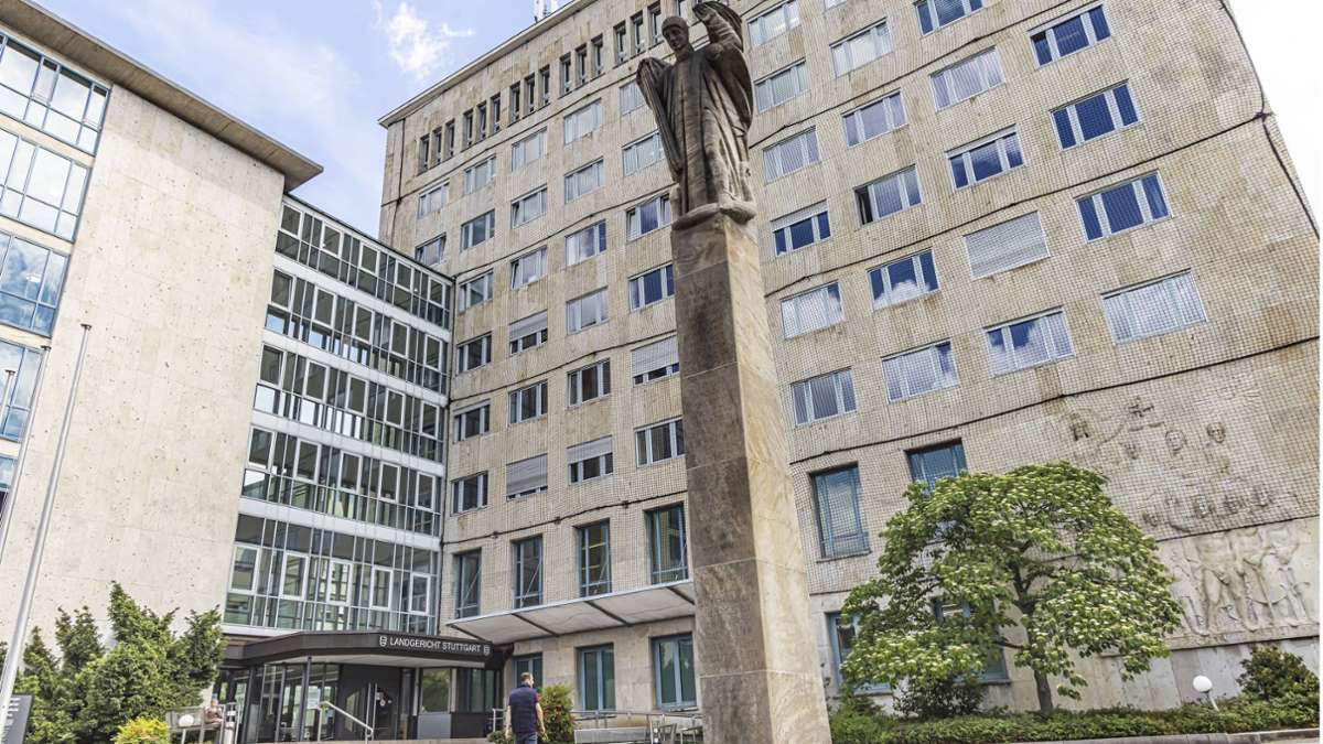 Landgericht Stuttgart: Knapp zwei Jahre Haft für Angriff auf Taxifahrer - Stadt und Kreis Böblingen