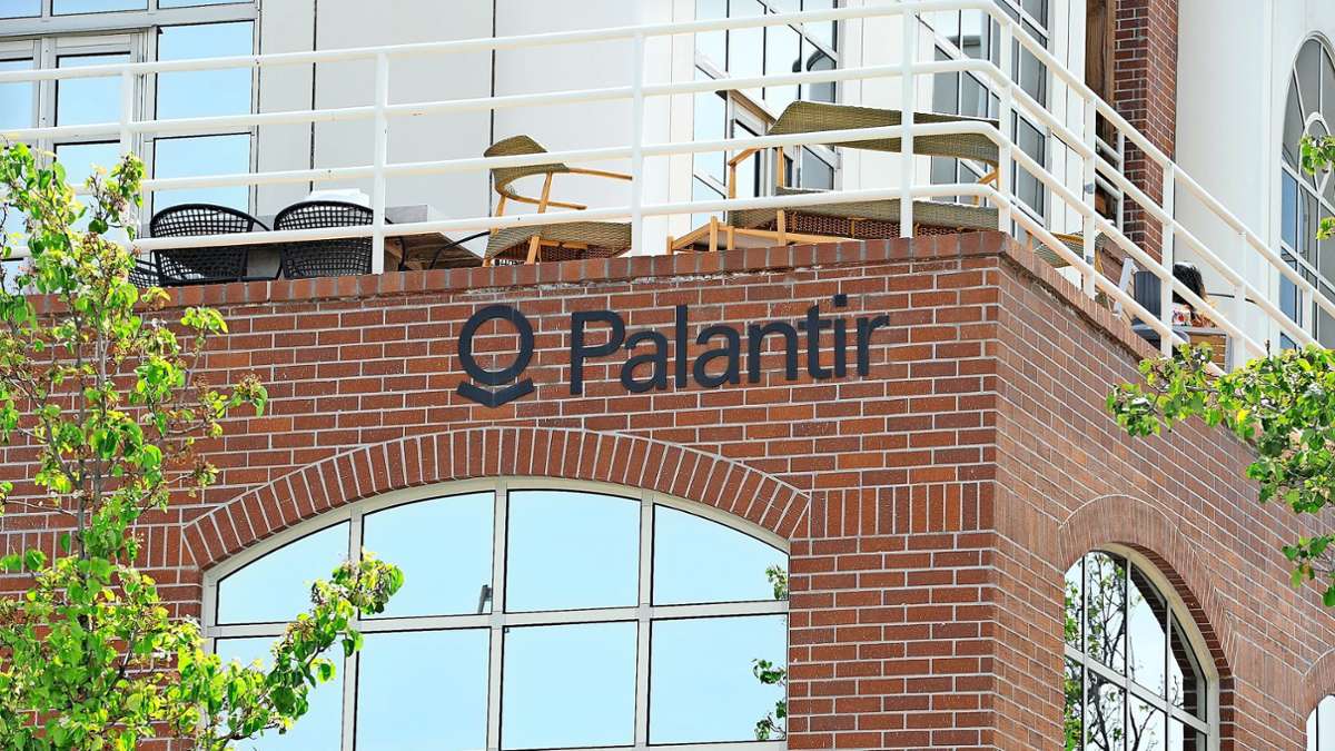 Datenanalyse-Programm aus den USA: Verfassungsbeschwerde gegen umstrittene Polizei-Software